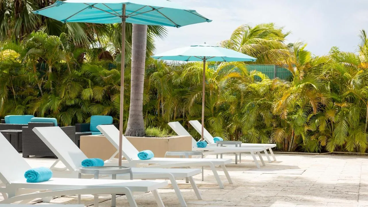The Beach House Willemstad Apartment
