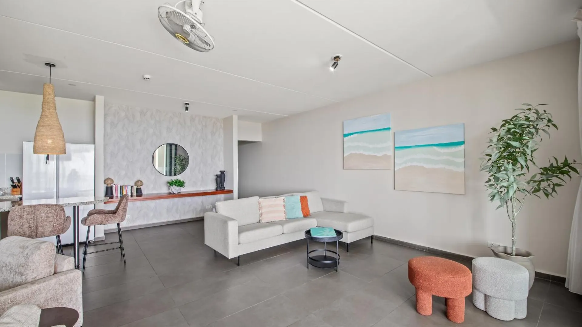 The Beach House Willemstad